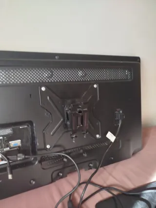 Samsung TV 24+receptor TDT nuevo+ Soporte