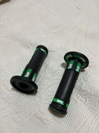 Puños Pro Taper Negros