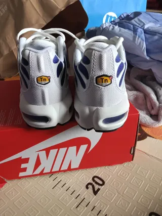Nike Air Max Plus Morado Blanco Talla 42