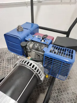 Generador Brigss & Stratton 8hp 3kw 220v