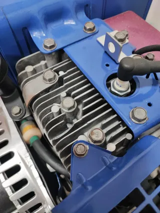 Generador Brigss & Stratton 8hp 3kw 220v