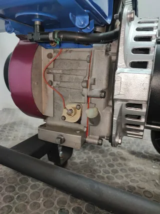 Generador Brigss & Stratton 8hp 3kw 220v