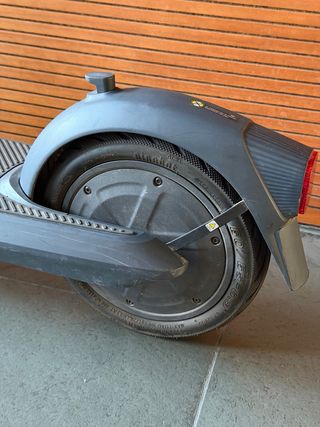 Ninebot by Segway E2 Pro Patinete Eléctrico