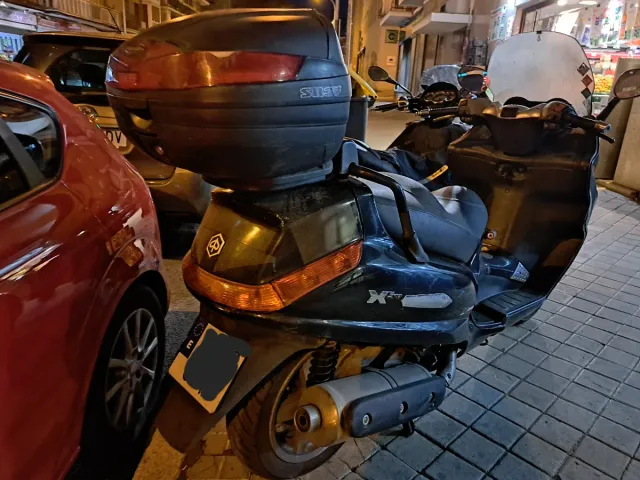 Piaggio XEvo400