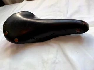 Sella Brooks Vintage