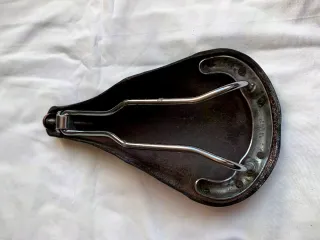 Sella Brooks Vintage