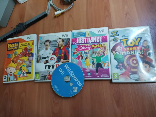 Nintendo Wii Consola + 5 Juegos