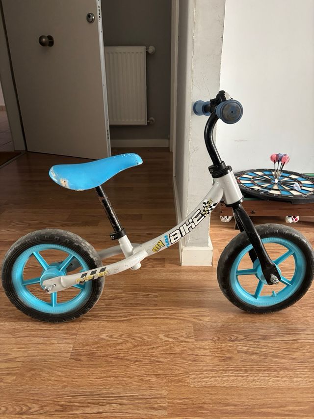 Bicicleta sin pedales Feber Bike Junior