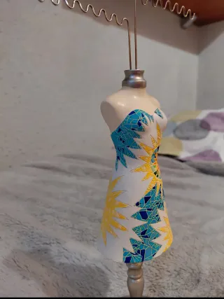 Soporte Maniquí Joyas Mosaico Gaudi Decoracion