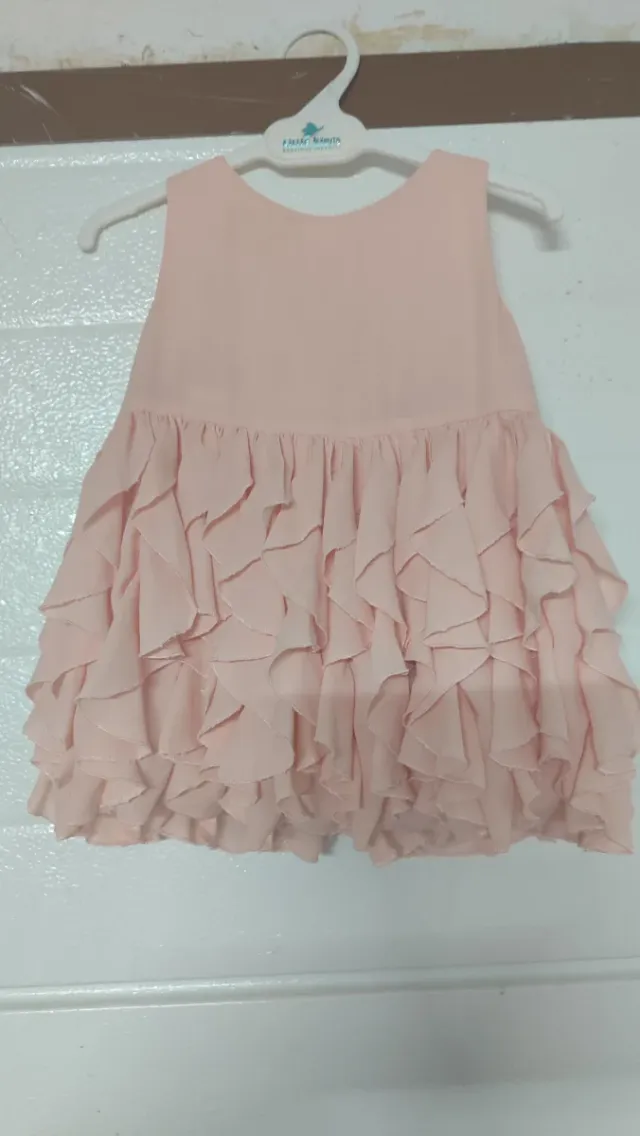 Vestido bebé rosa volantes