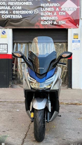 Honda Forza 125