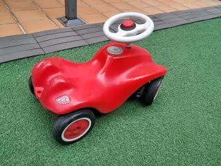 Coche correpasillos rojo Big.