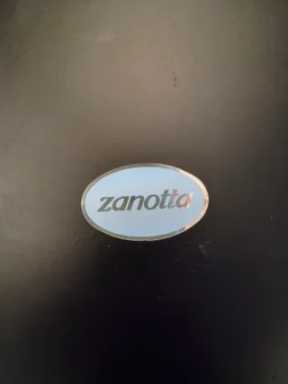 Zanotta tavolino d'appoggio Lario