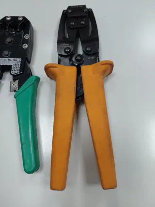 Lote de 3 Prensaterminales