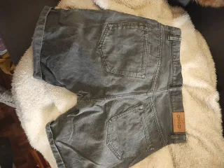 Pantalones cortos vaqueros grises hombre