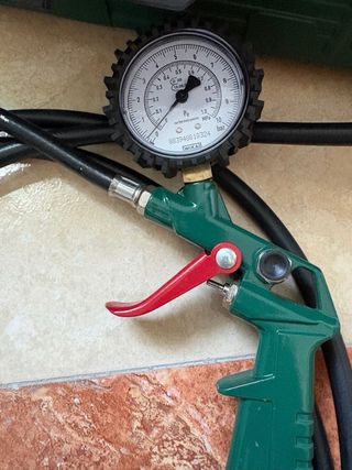 Compresor Eléctrico Parkside con Manguera