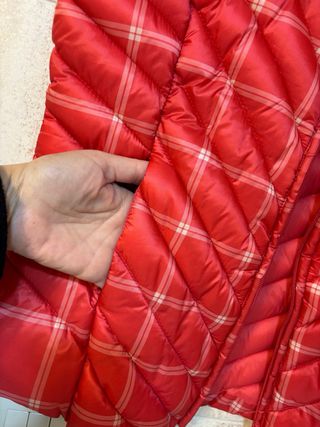 Chaleco acolchado a cuadros rojo