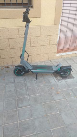 patinete eléctrico marca Cecotec bongo serie Y45