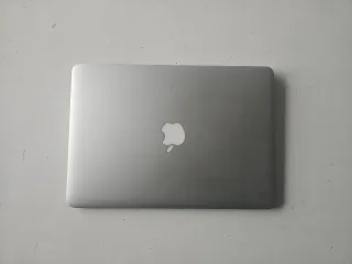 Apple MacBook Air 13 Plata