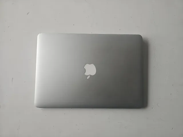Apple MacBook Air 13 Plata