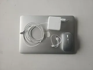 Apple MacBook Air 13 Plata