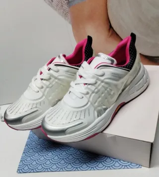 Sneakers Liu Jo bianche e fucsia