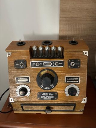 Radio de Válvulas antigua