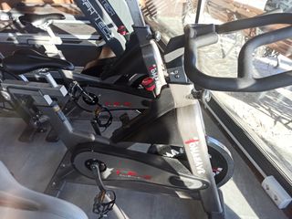 Bicicleta Estática Tomahawk