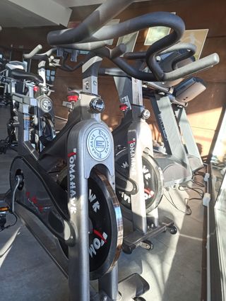 Bicicleta Estática Tomahawk