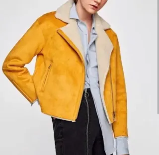 Cazadora borrego amarilla y beige