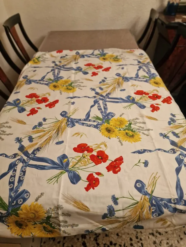 Mantelería con 6 servilletas