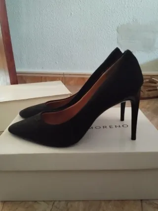 Zapatos de tacón negros talla 39