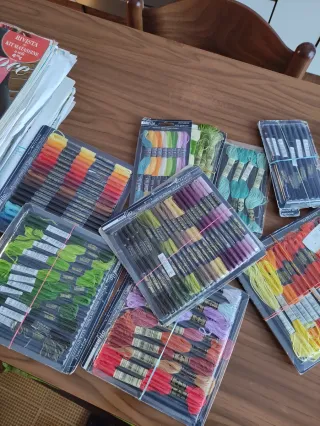 15 riviste Profilo Punto Croce + fili