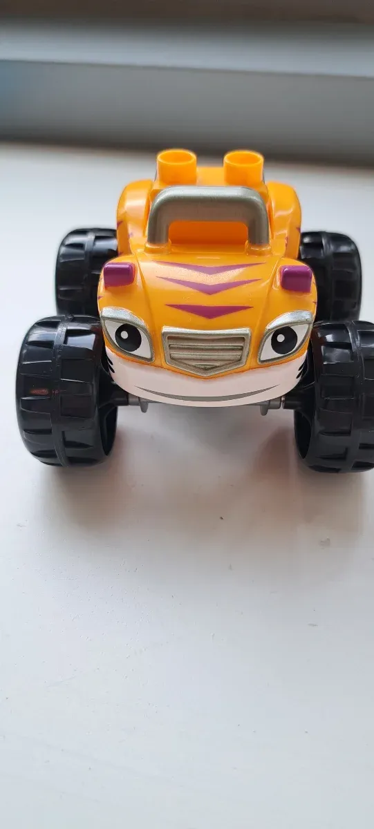 Mega Bloks Blaze Jungle Ramp Rush 50 Piezas