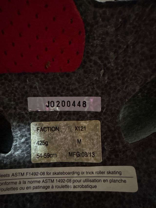 Casco Bici/Patinete Diseño Calaveras