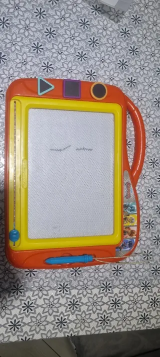 Lavagnetta magica per bambini goromiti