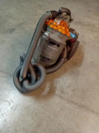 Aspiradora Dyson DC19