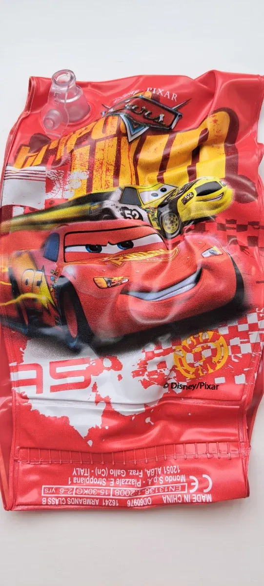 2 packs Brazaletes inflables Cars y Mickey