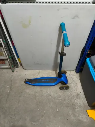 Patinete Globber 3 ruedas azul