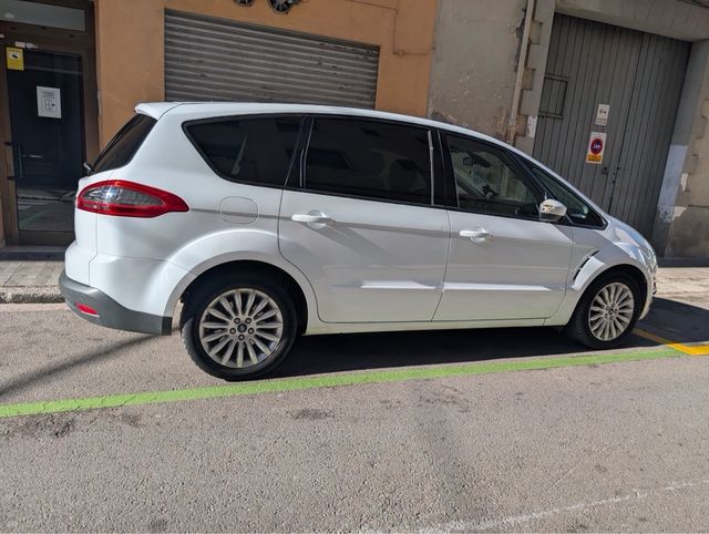 Ford S-MAX 2014
