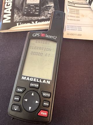 Navegador GPS Magellan Blazer 12