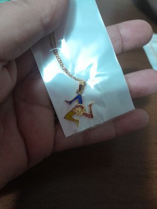 Collana con Trinacria multicolor