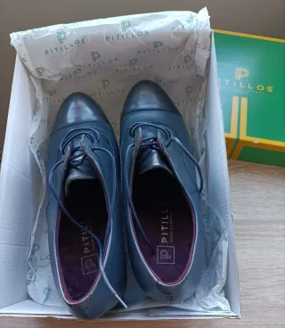 Zapatos Pitillos azul/plata sin usar