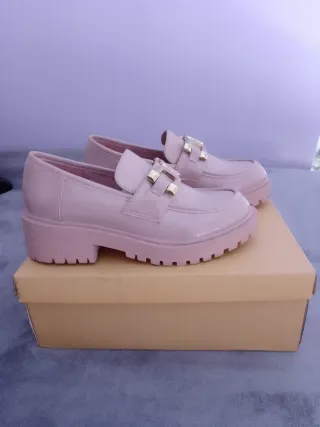Zapatos Menbur rosa talla 38 nuevos
