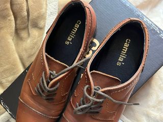 Zapatos de piel cordones marrones