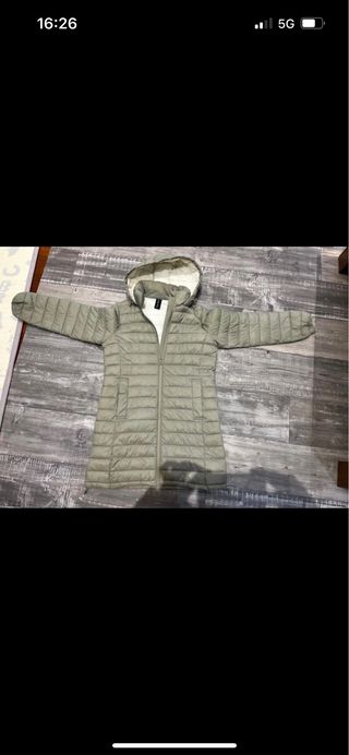 Abrigo acolchado verde oliva talla L