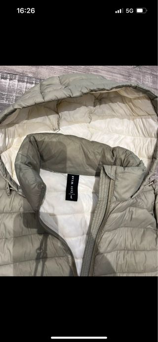 Abrigo acolchado verde oliva talla L