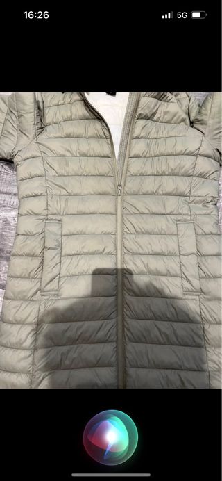 Abrigo acolchado verde oliva talla L