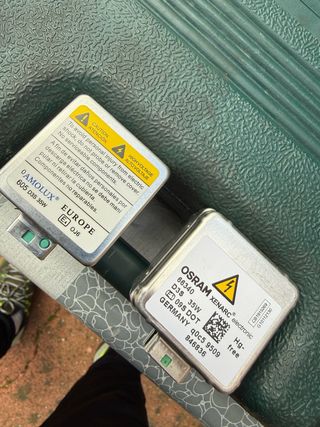2x Xenon D3S 35W Amolux y Osram