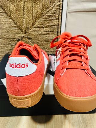 Adidas Daily 3.0 Talla 44 Nuevas